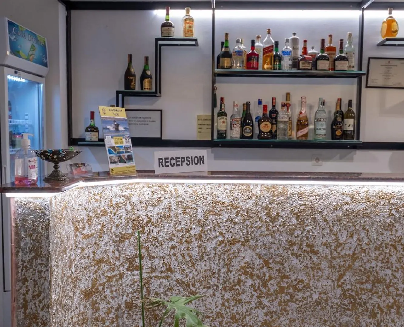 Hotel Elite Sarandë 4*,  Albania