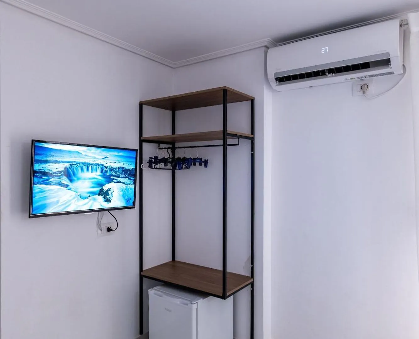 Hotel Elite Sarandë 4*,  Albania