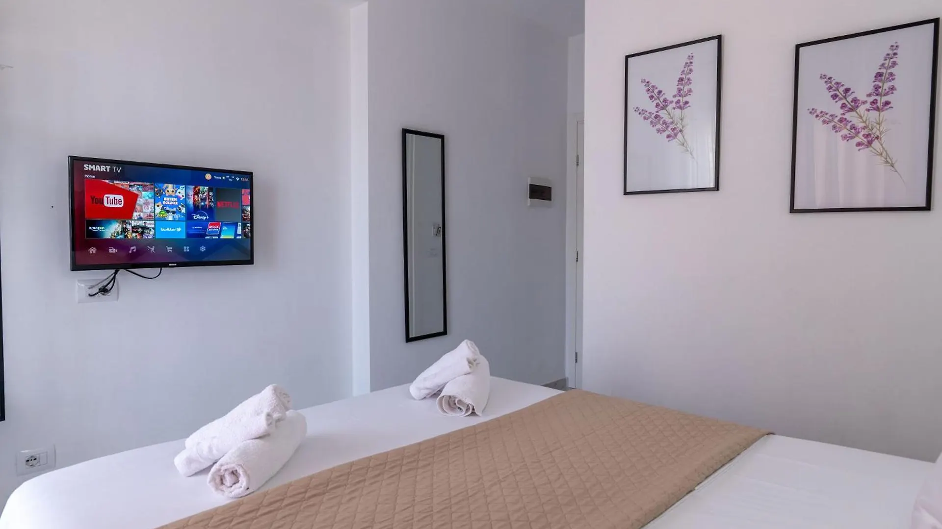 Hotel Elite Sarandë 4*,