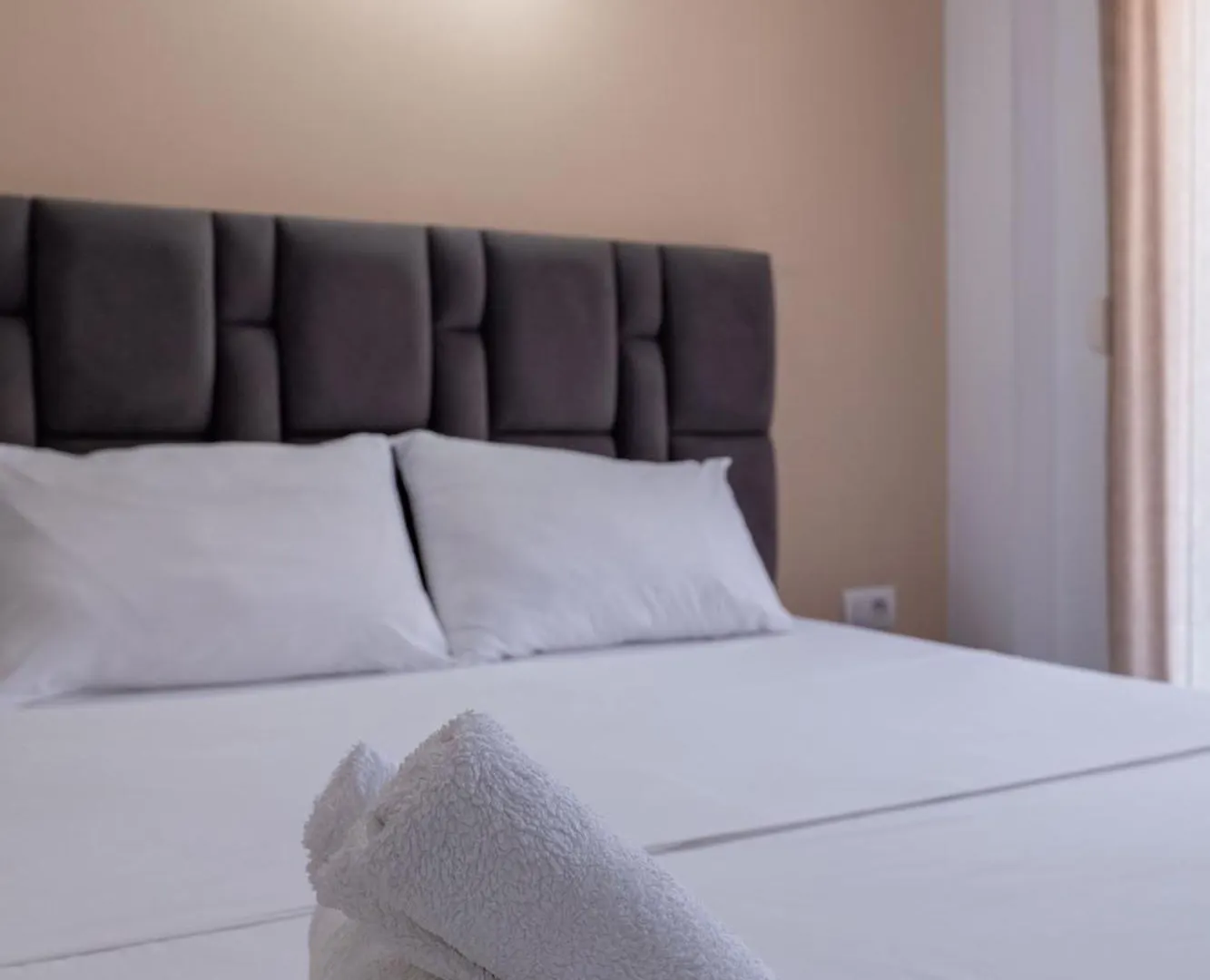 ****  Hotel Elite Sarandë Albania