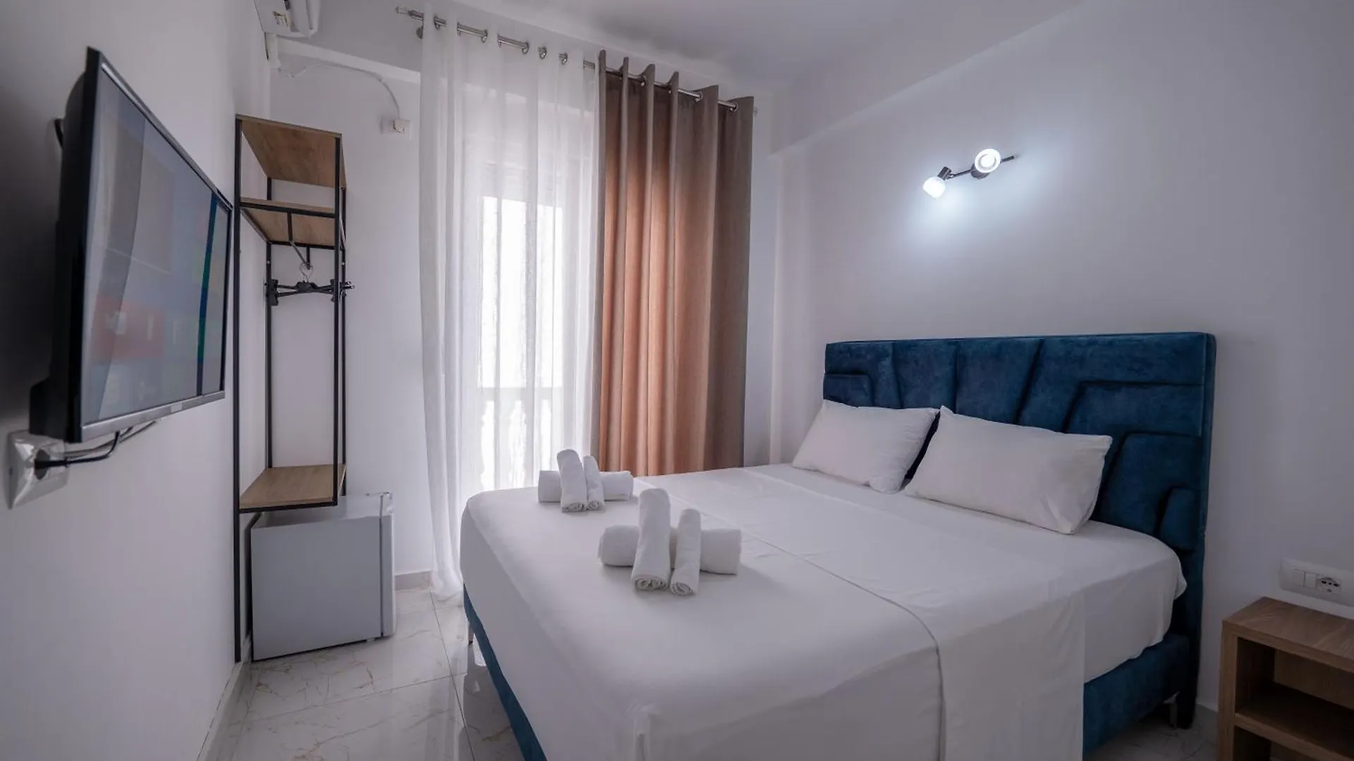 Hotel Elite Sarandë 4*,